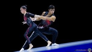 apertura   acro sfe06342 simone ferraro ph